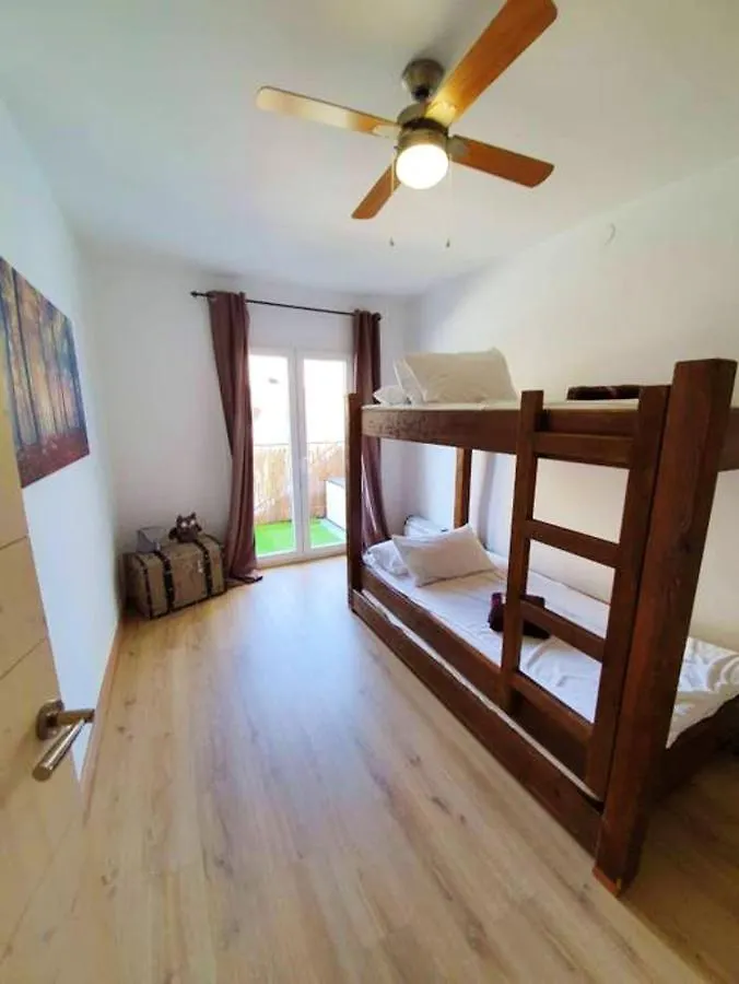 One Bedroom Appartement At Empuriabrava 50 M Away From The Beach With Lake View And Furnished Terrace アパート