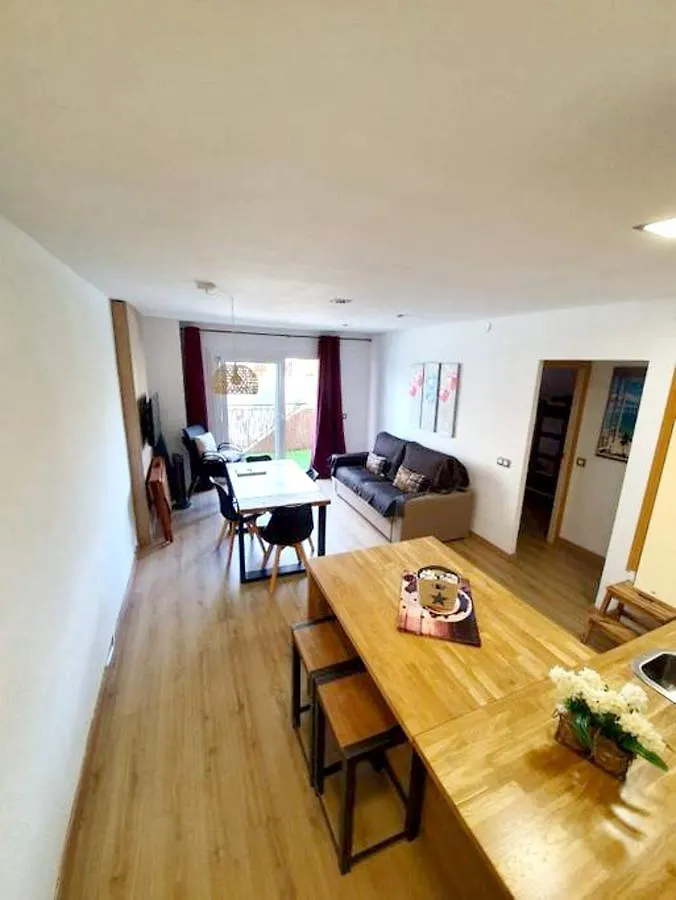 One Bedroom Appartement At Empuriabrava 50 M Away From The Beach With Lake View And Furnished Terrace アパート