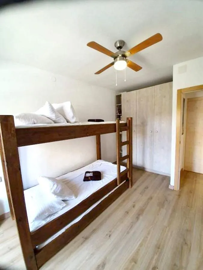 アパート One Bedroom Appartement At Empuriabrava 50 M Away From The Beach With Lake View And Furnished Terrace
