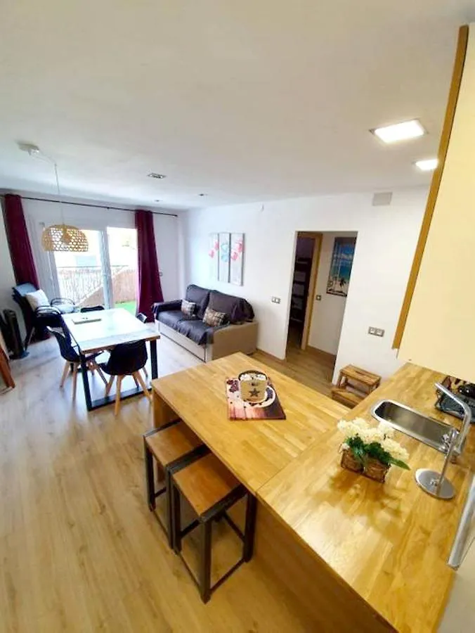 One Bedroom Appartement At Empuriabrava 50 M Away From The Beach With Lake View And Furnished Terrace 0*,