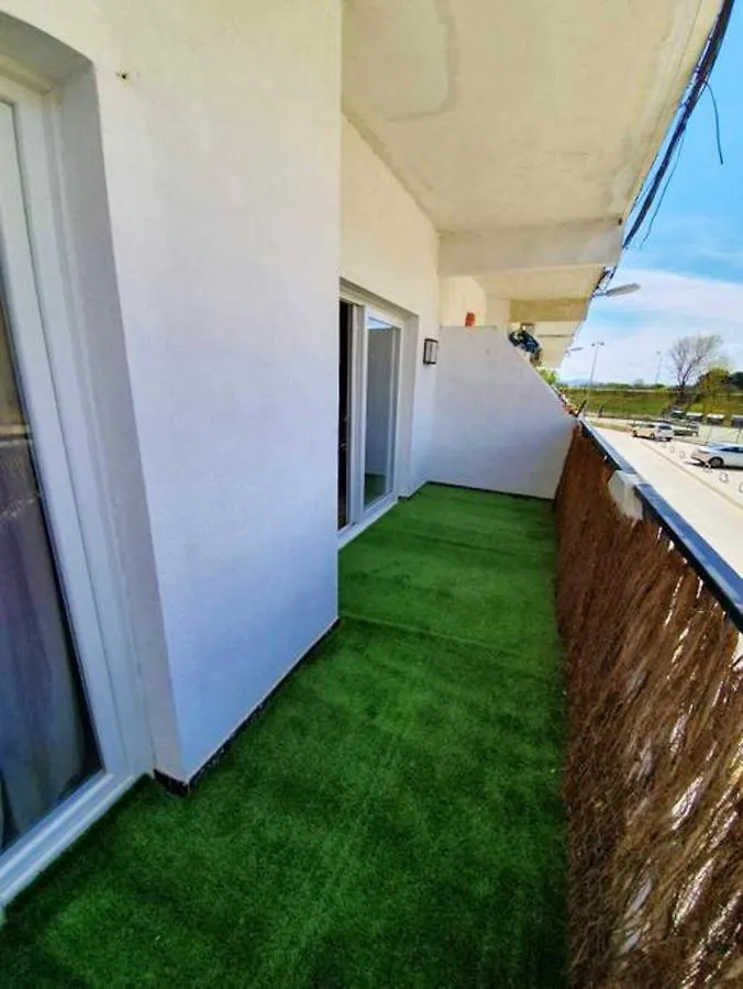 アパート One Bedroom Appartement At Empuriabrava 50 M Away From The Beach With Lake View And Furnished Terrace