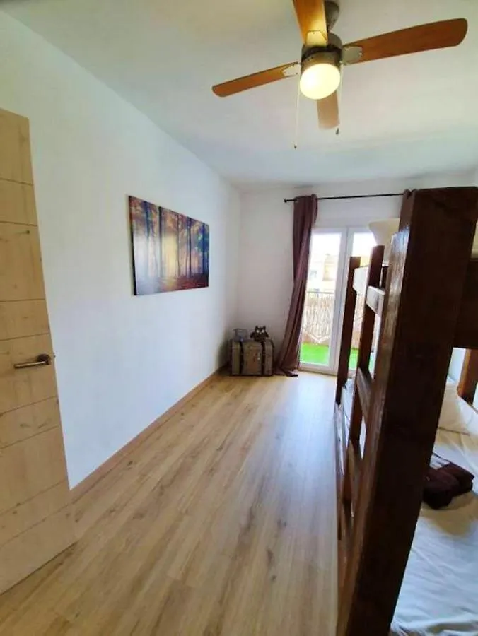 アパート One Bedroom Appartement At Empuriabrava 50 M Away From The Beach With Lake View And Furnished Terrace